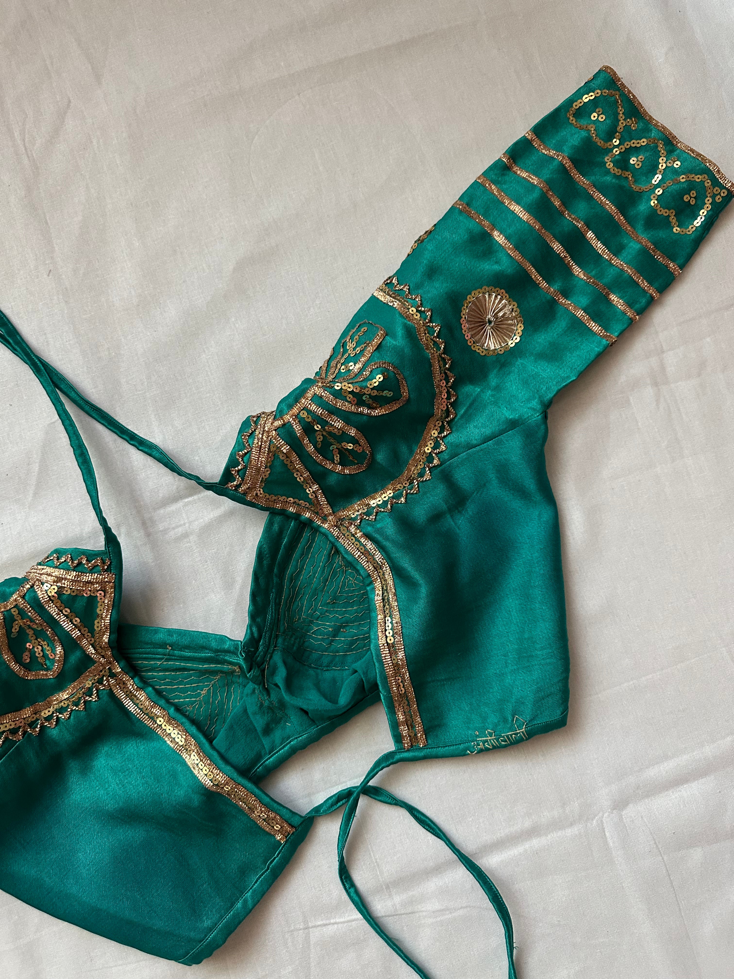 Firozi Vintage Angi