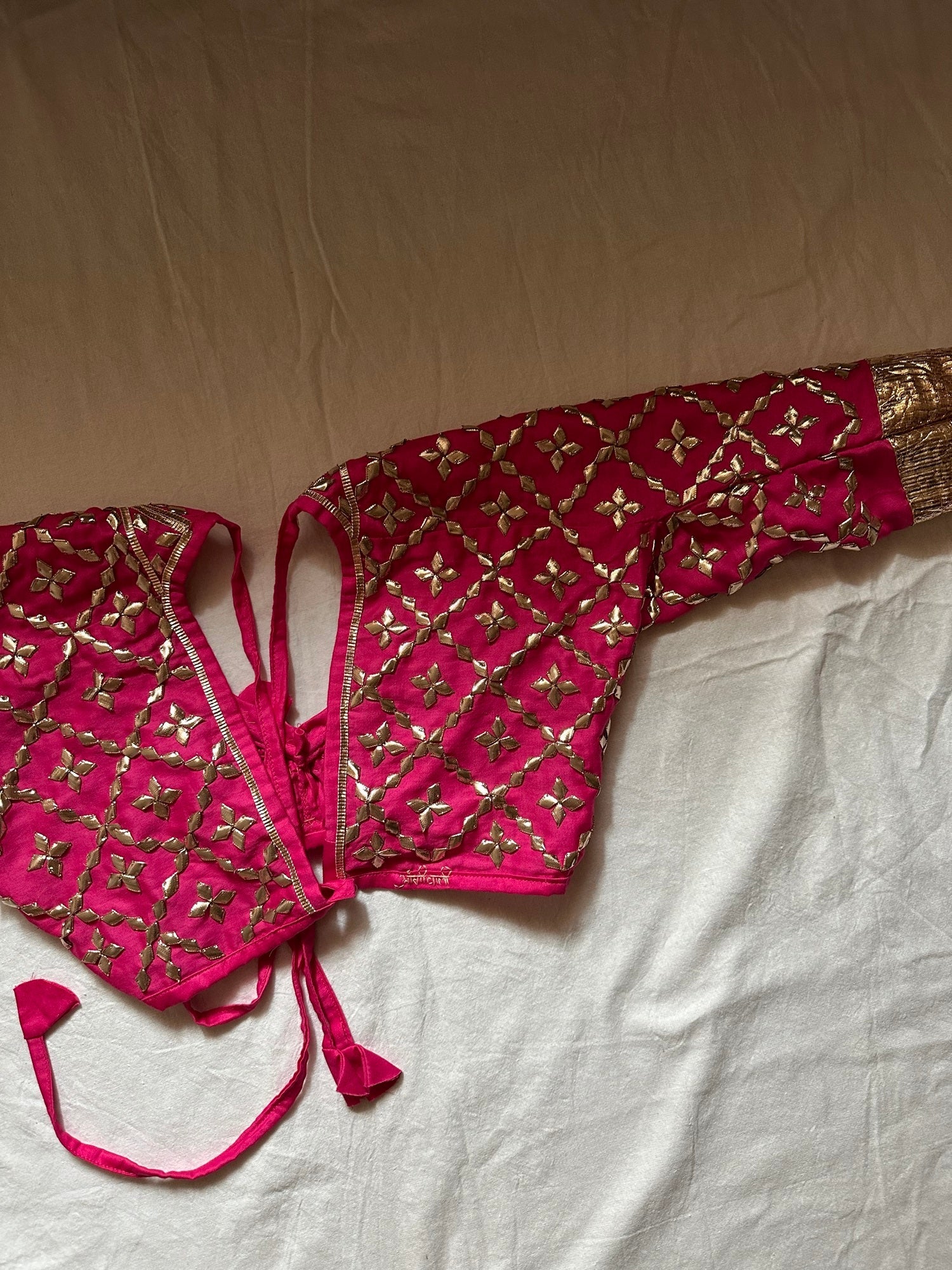 Jaal Angi - Pink