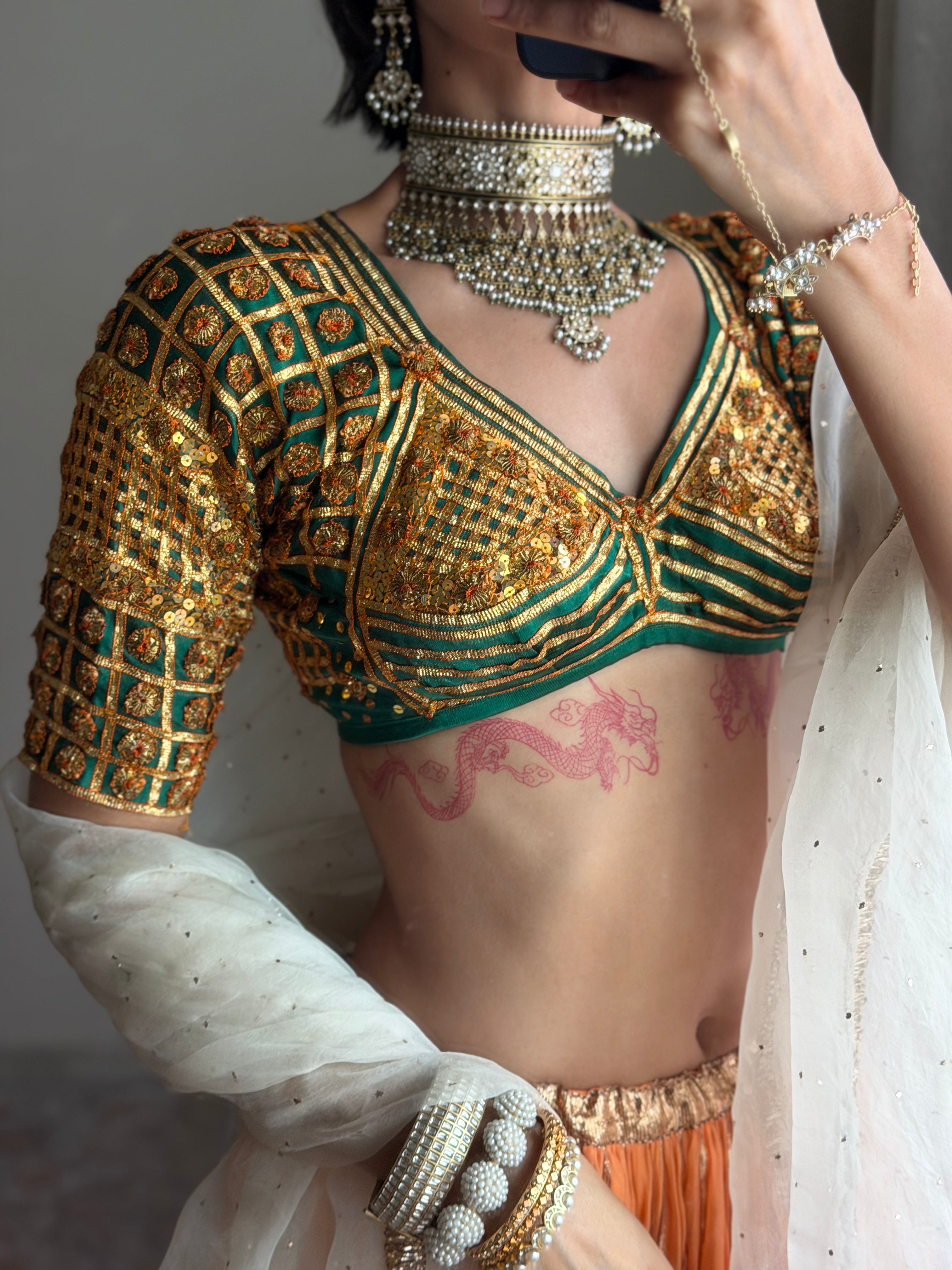 Jaali Aangi
